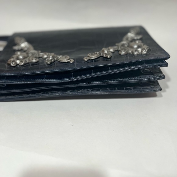 Glen Miller for AnnTurk Vintage Navy Croc Embossed Crossbody - Picture 5 of 5